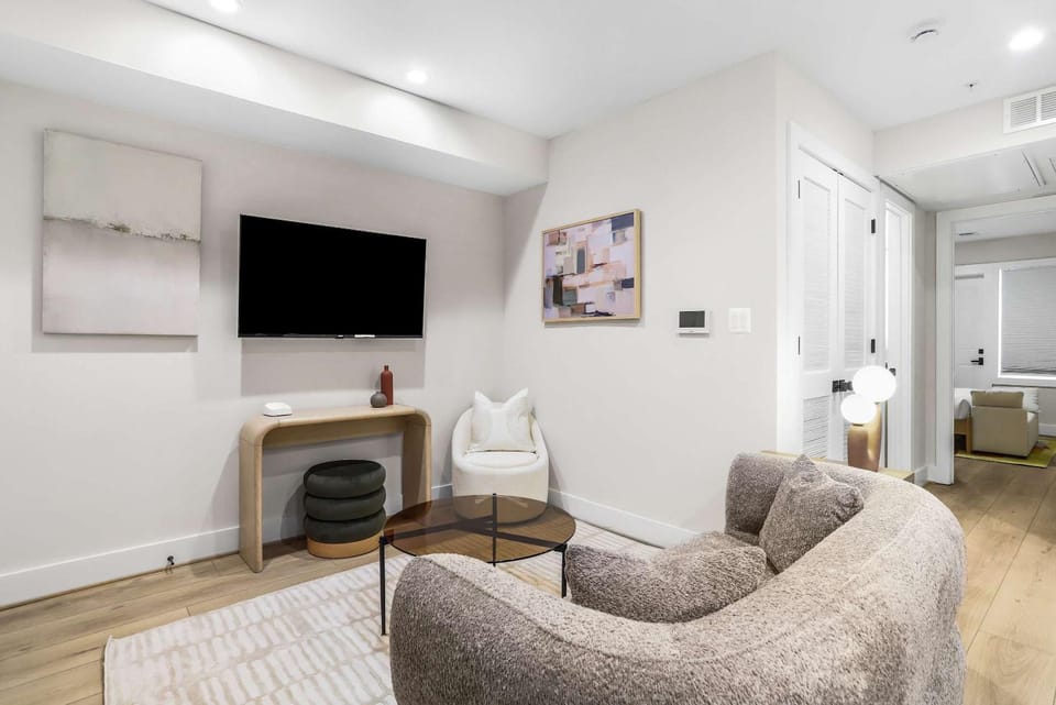 Sojourn DC Brand New Private Basement Pet Friendly Apartment in Arlington