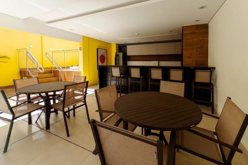 Novo e Moderno Colado na UniCesumar RP1108B Apartment in Maringá