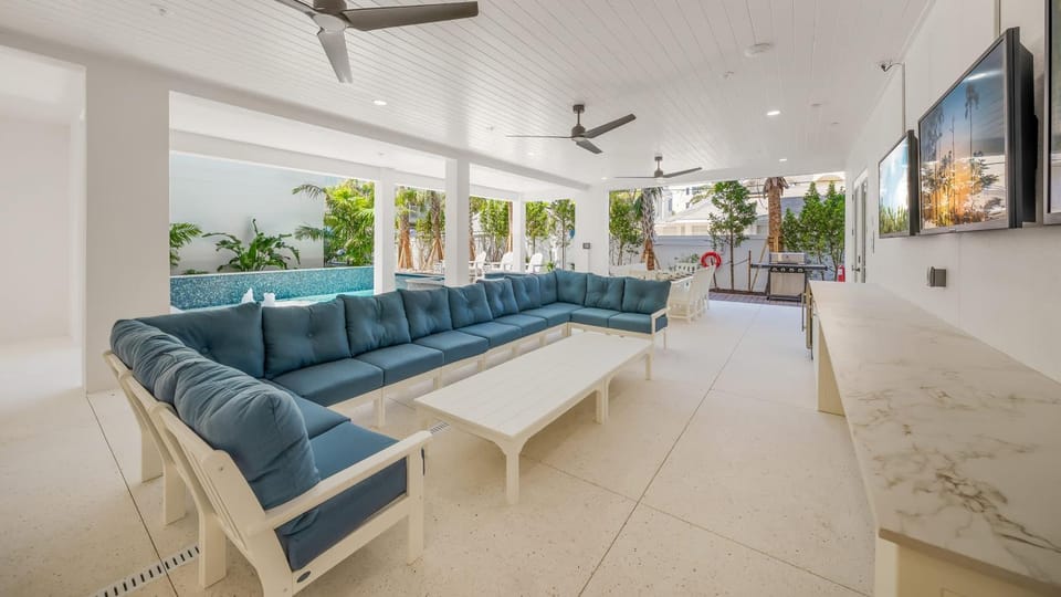 Sandy Shores House in Clearwater Beach