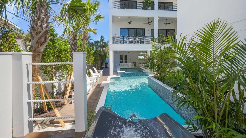 Sandy Shores House in Clearwater Beach