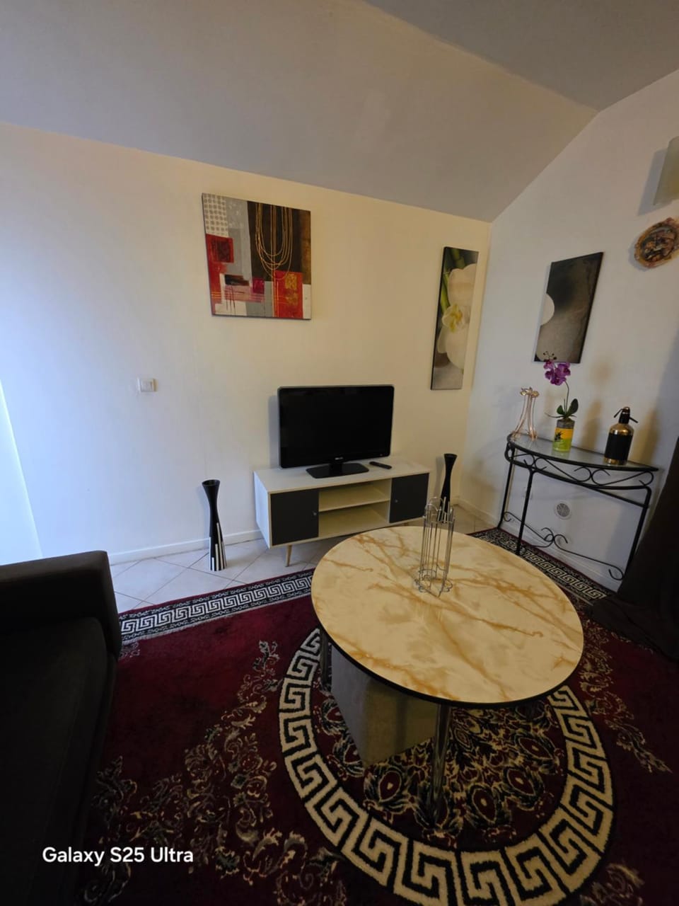 PR05 Apartment close to all shops, Le Bourget Airport Apartment in Île-de-France