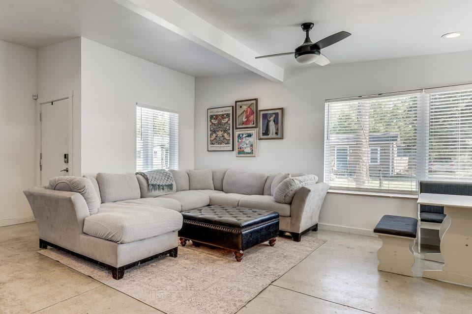 Family & Pet-Friendly Jacksonville Escape w/ Yard House in Jacksonville