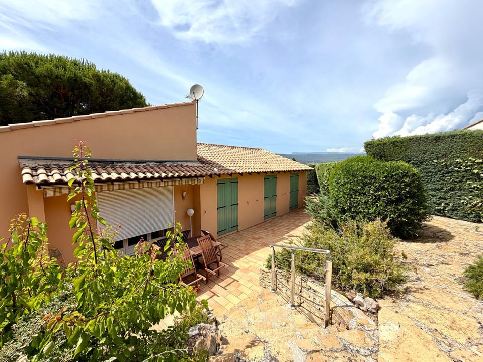 Maison la Pinède les Lecques avec piscine House in La Cadière-d'Azur