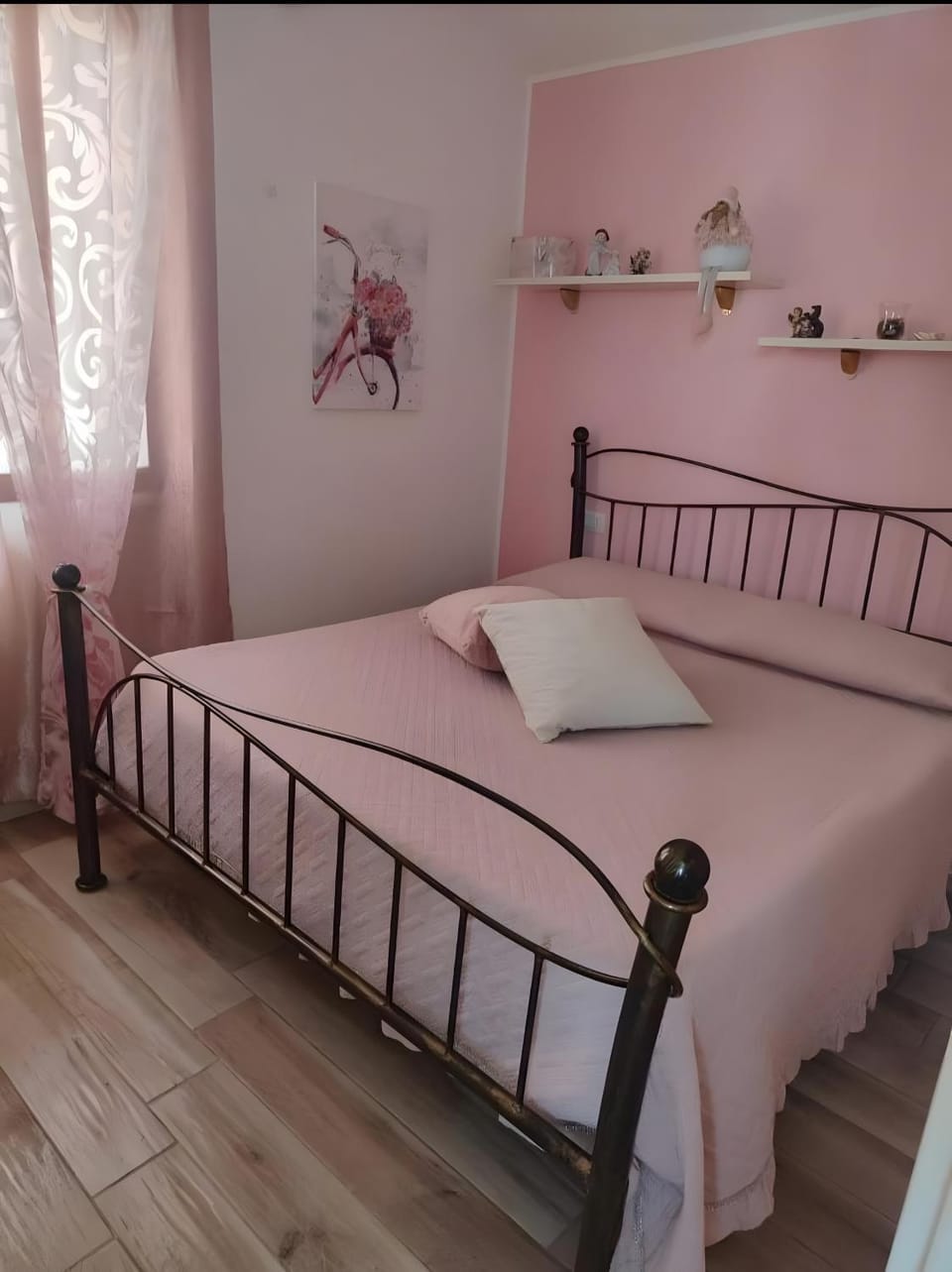 Living room, Bedroom
