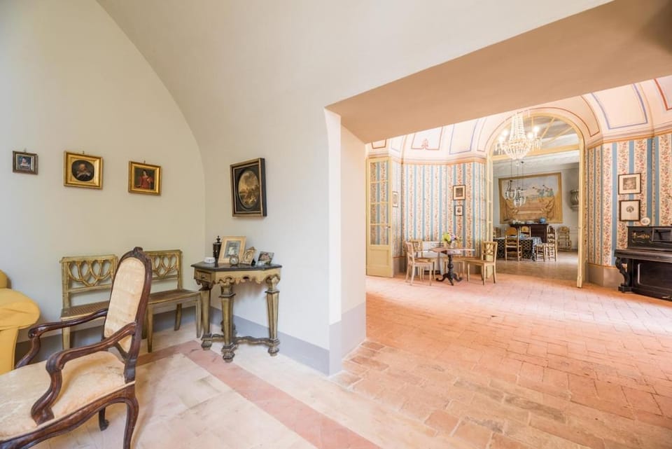 Spettacolare Villa del XVIII secolo con piscina Villa in Terni