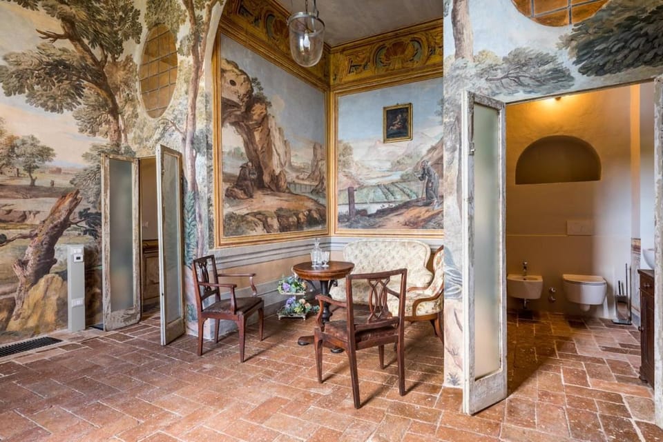 Spettacolare Villa del XVIII secolo con piscina Villa in Terni