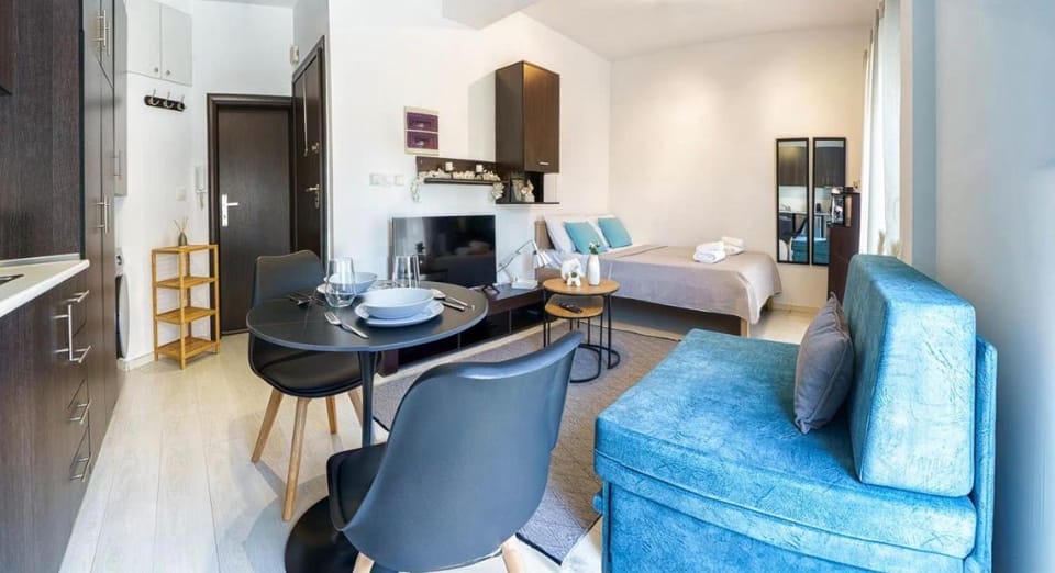 Elysian Hightower Apartment in Thessaloniki