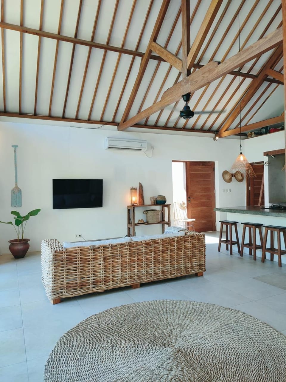 Communal lounge/ TV room, Living room