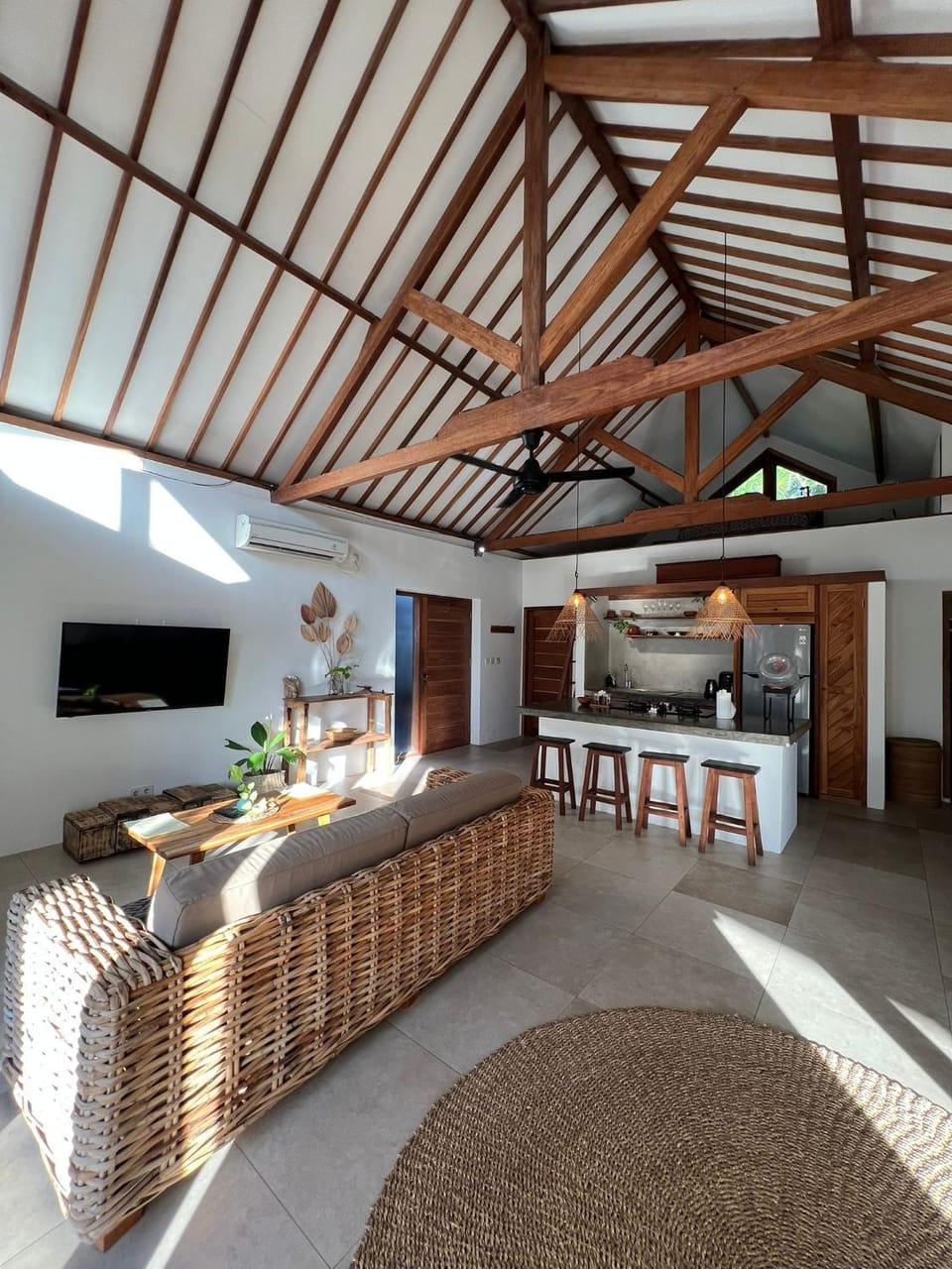 Villa Lilalo, private family villa Villa in Pemenang
