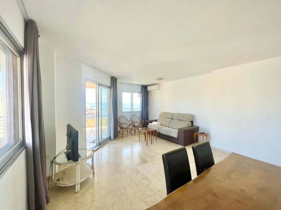 Torre Valencia Sea Views R044 R046 Apartment in Benidorm