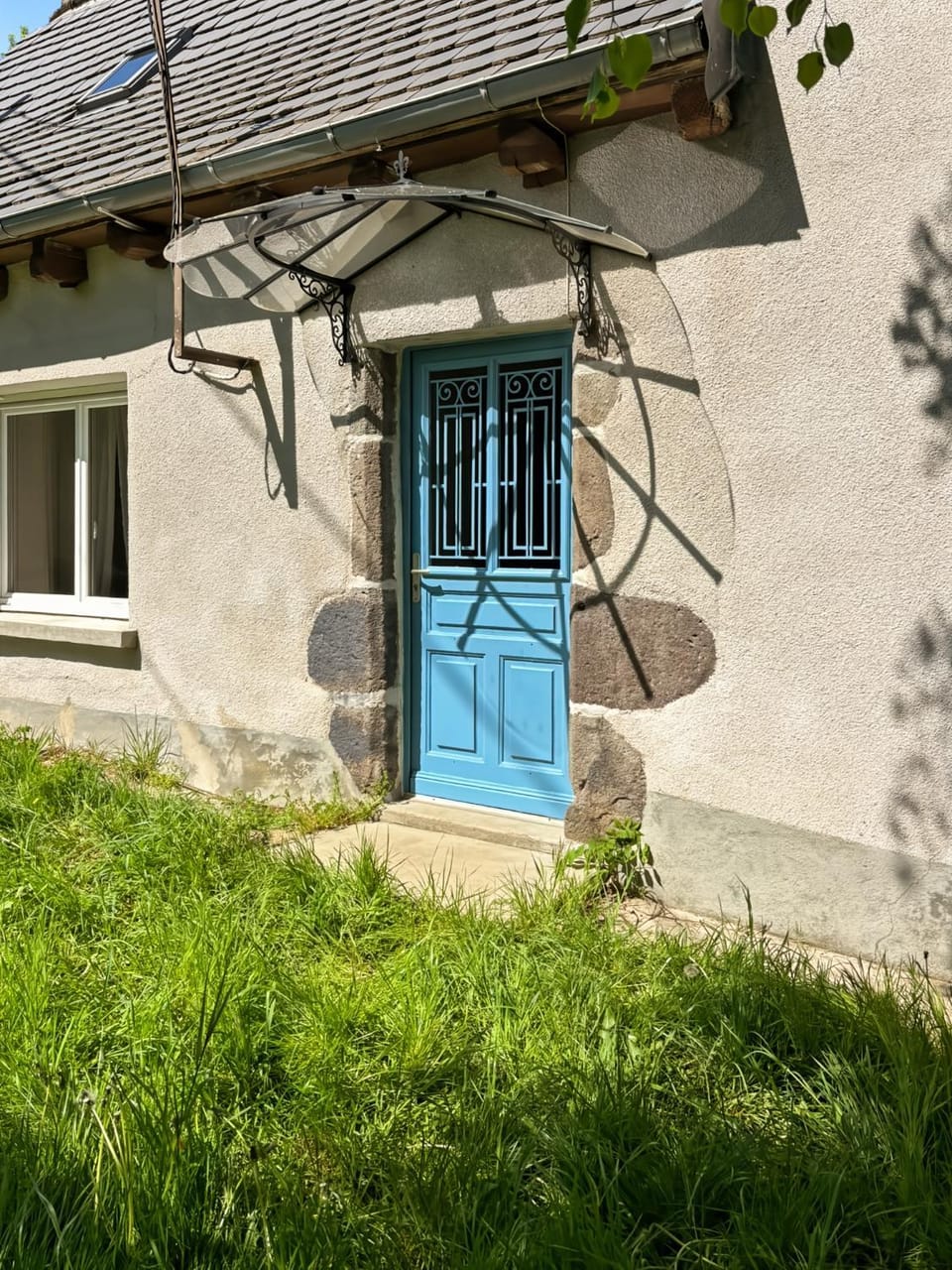 Property building, Day, Garden, Garden view