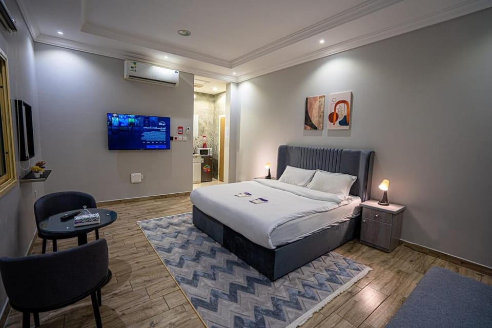 Elegant Studio H12 Apartment in Al Khobar