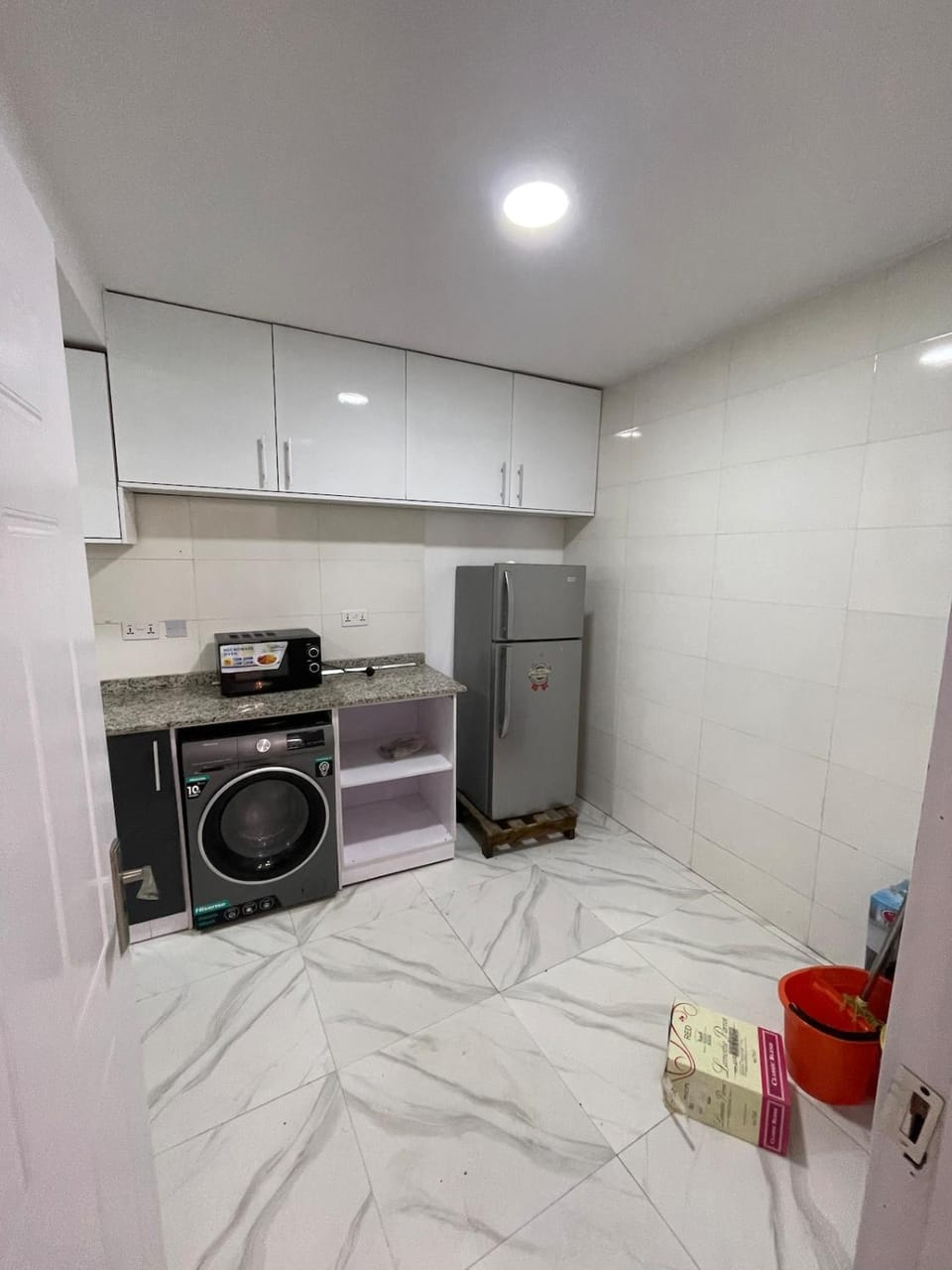 3 Bedrooms Yaba Alagomeji Apartment in Lagos