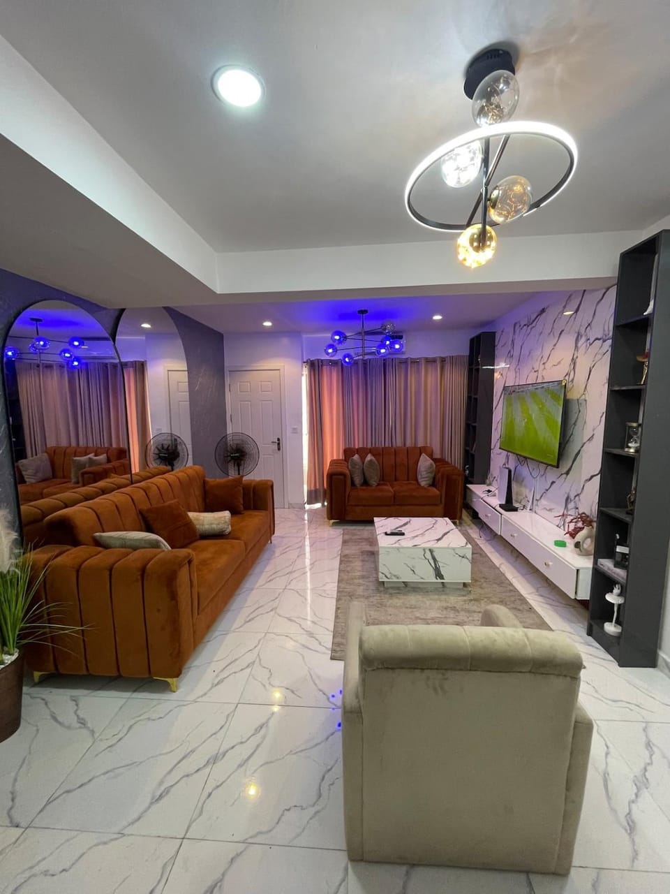 3 Bedrooms Yaba Alagomeji Apartment in Lagos