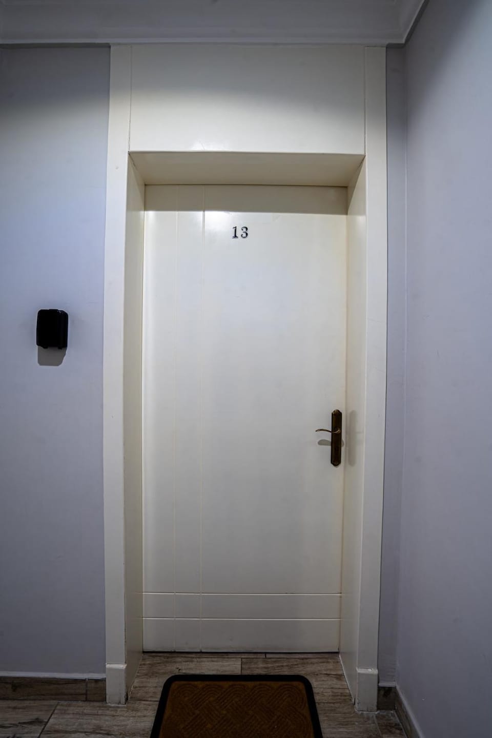 Elegant Studio H13 Apartment in Al Khobar
