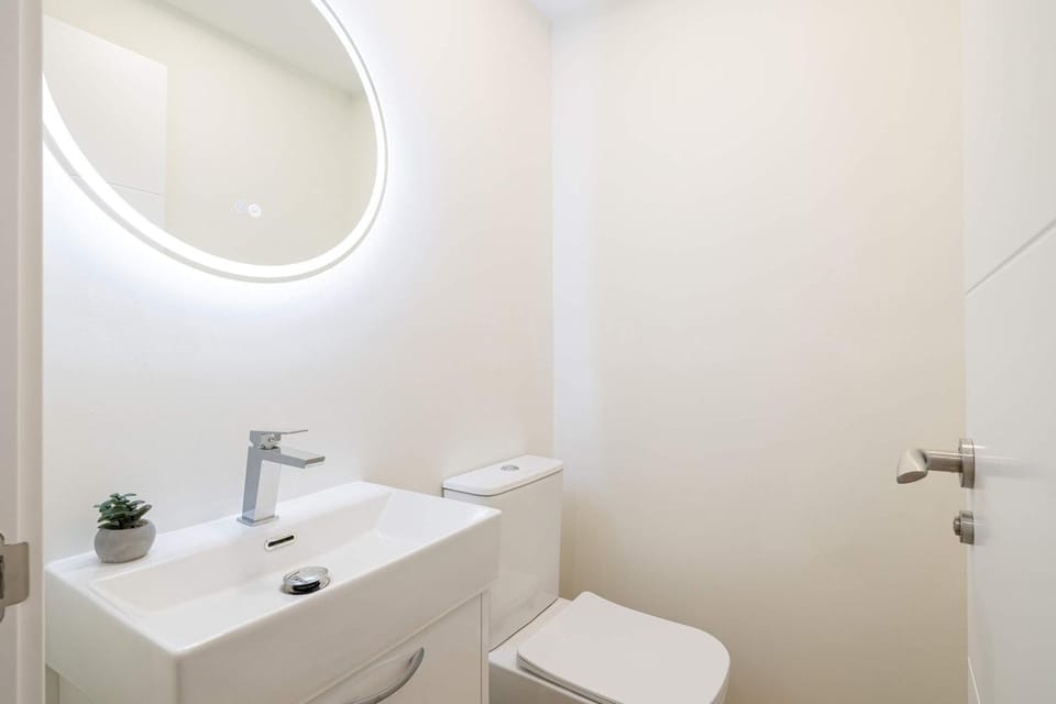 2BR for 4 Central Malaga Quiet Area by Stay Homy Apartment in Malaga
