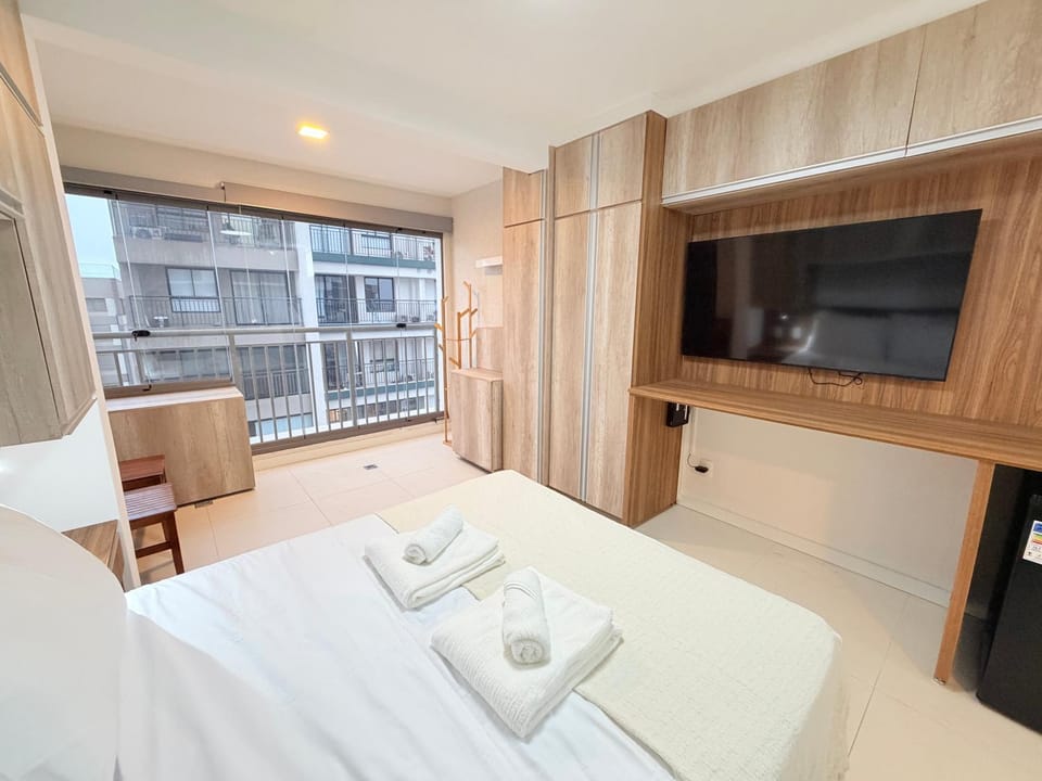 TV and multimedia, Photo of the whole room, wardrobe