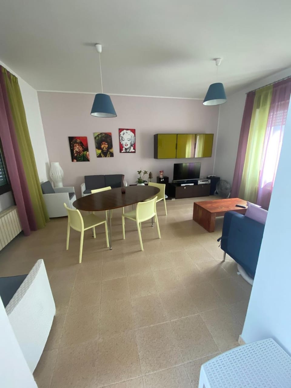 Living room, Dining area