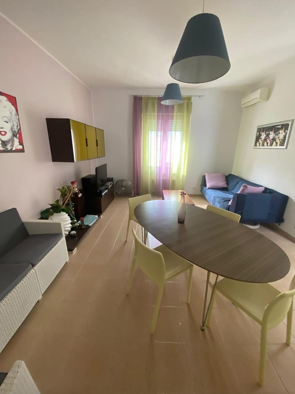 Living room, Dining area