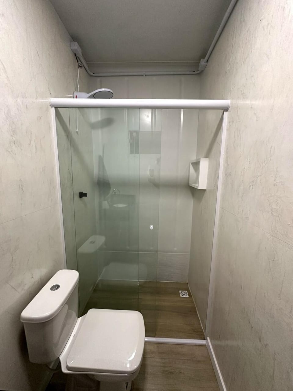 Kitnet Truck wane container Apartment in São Francisco do Sul