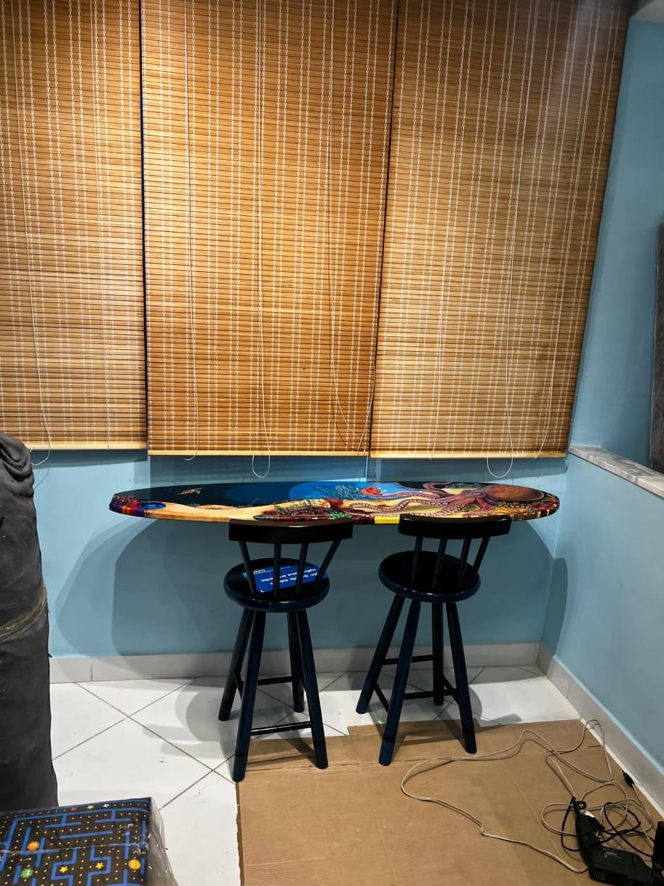 Living room, Dining area