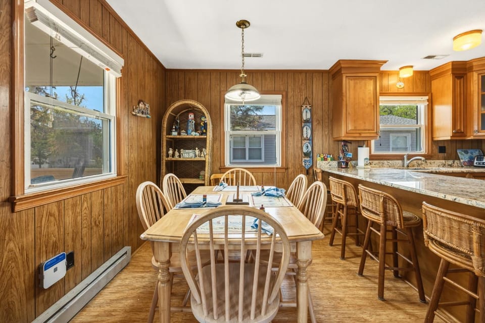 5048 - Bristows Bungalow House in Kill Devil Hills