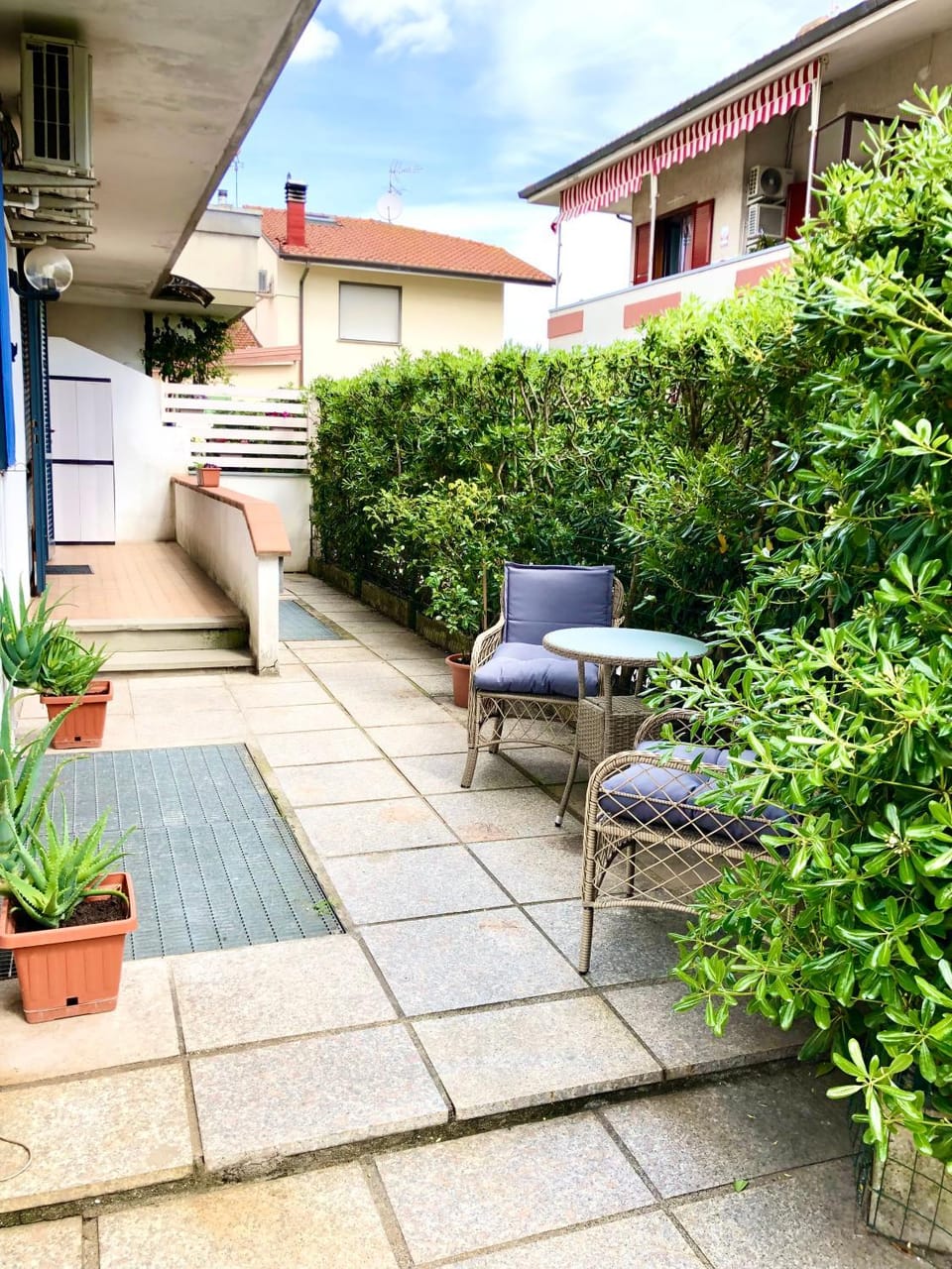 Property building, Garden
