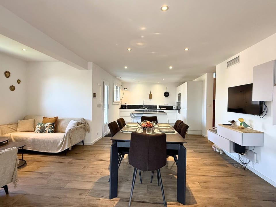 TV and multimedia, Living room, kitchen