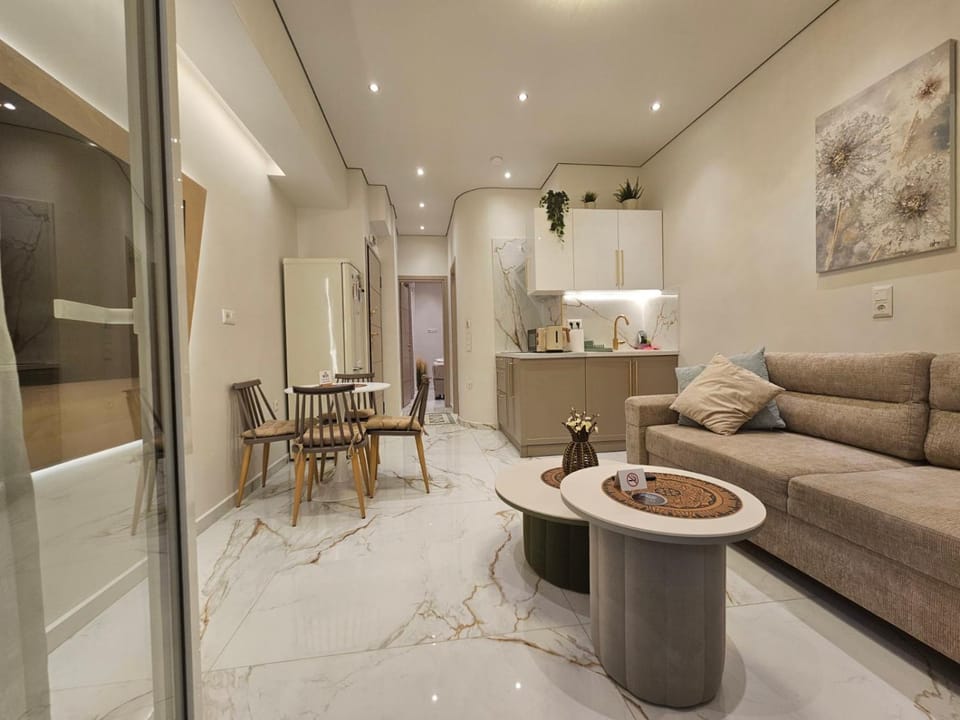 The MatLuk Apartment in Athens