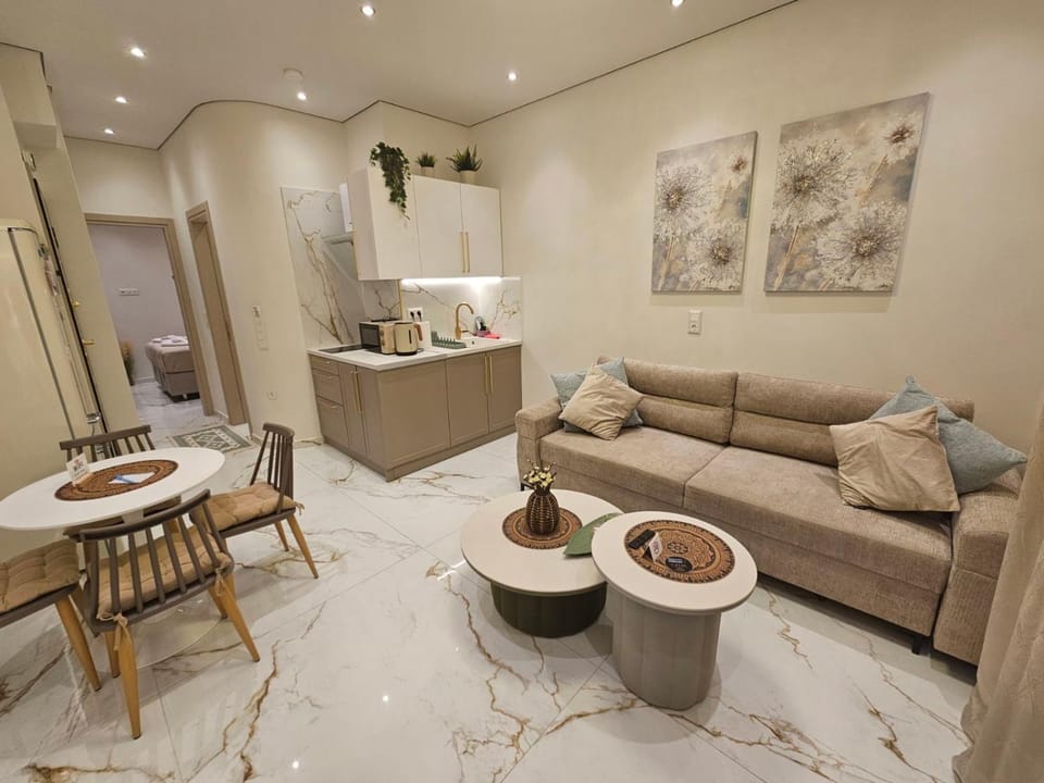 The MatLuk Apartment in Athens