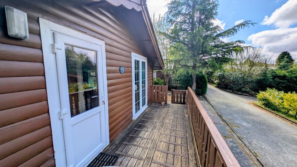 Property building, Balcony/Terrace