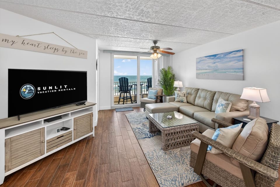 Beach Vibes at Southpoint Apartment in Ponce Inlet