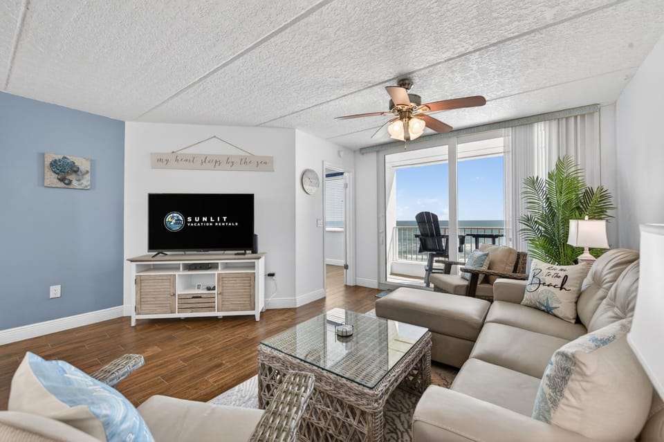 Beach Vibes at Southpoint Apartment in Ponce Inlet