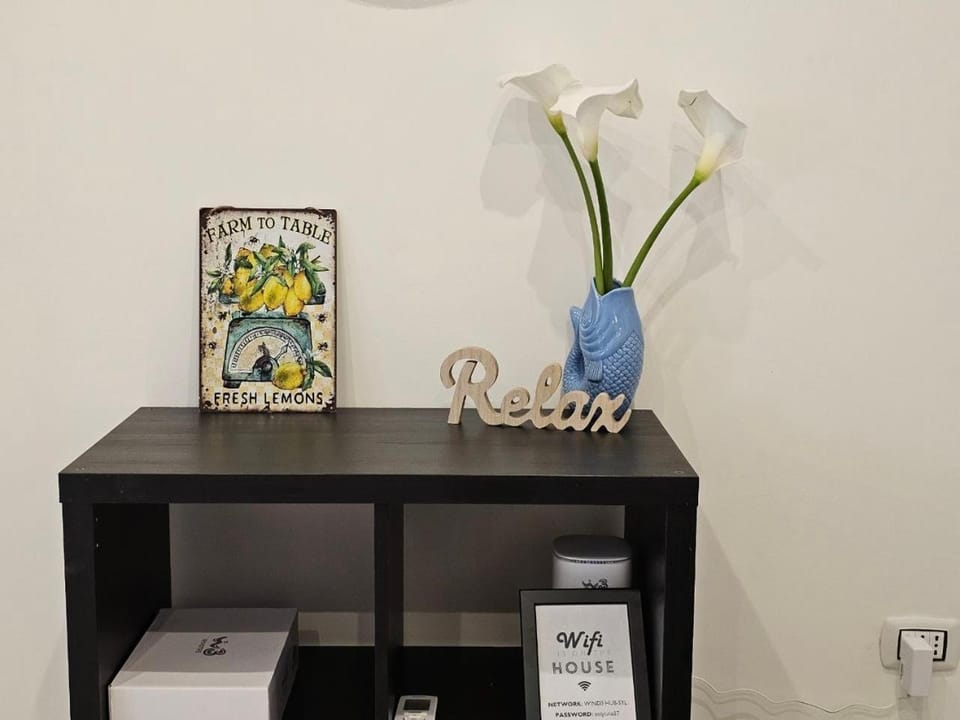 Living room, Decorative detail
