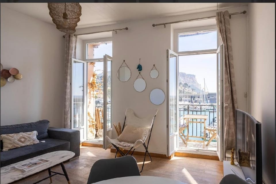 L Échappée Mer Apartment in Cassis