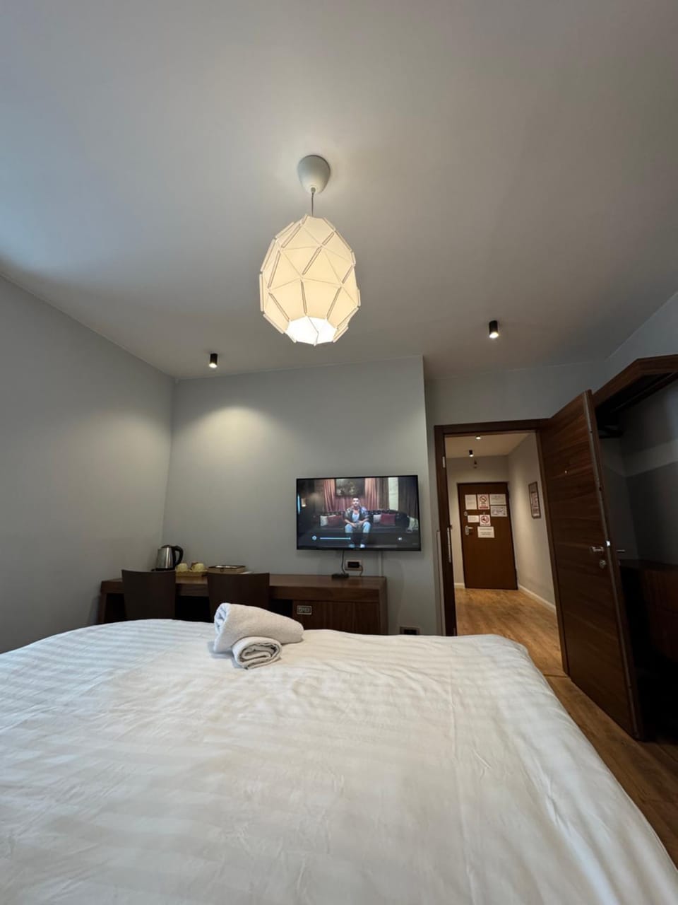 Boulevard Studios NewBorn Apartment in Serbia