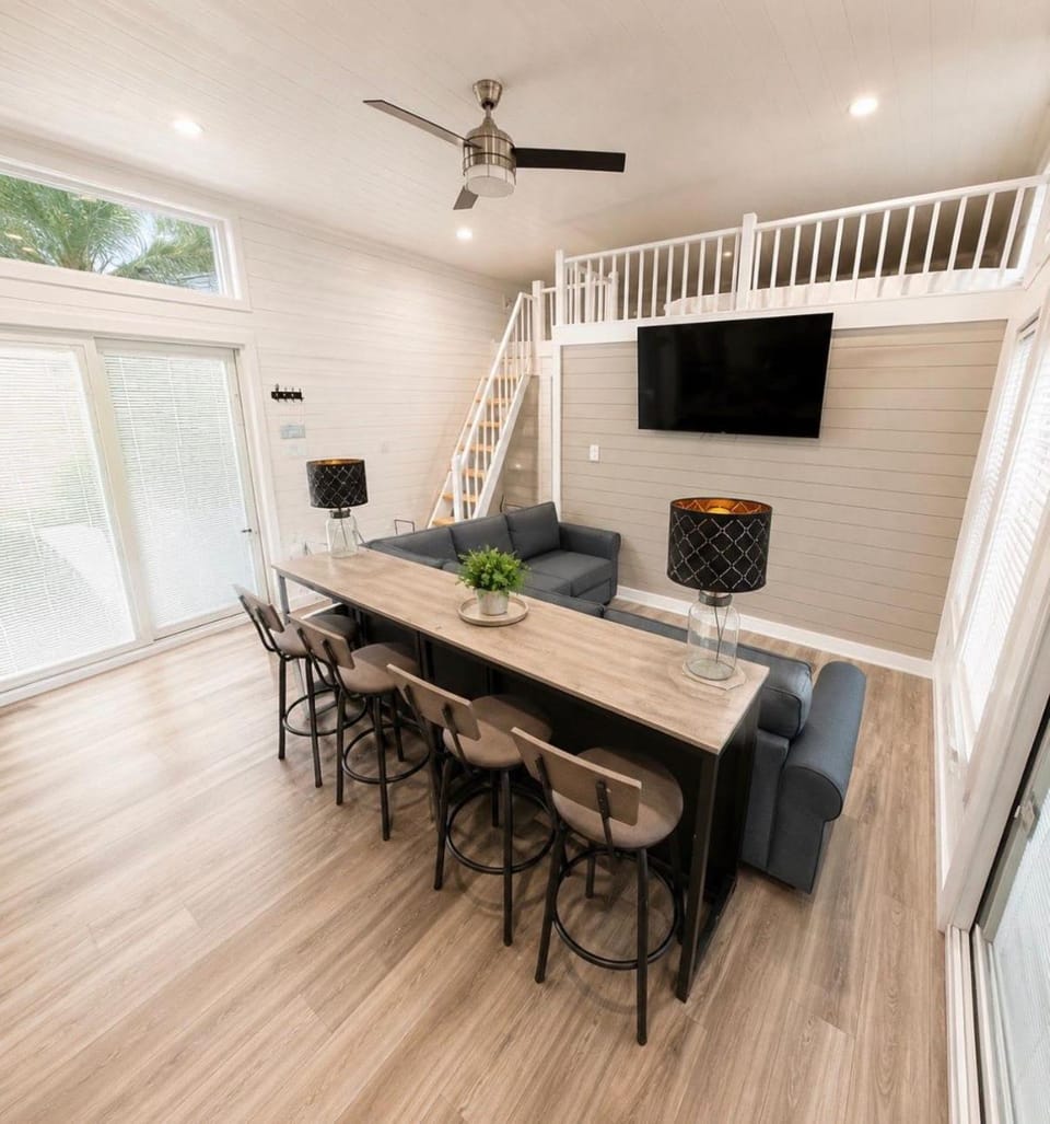 H20 Serenity - Pet Friendly Cozy Stay House in Lake Cumberland