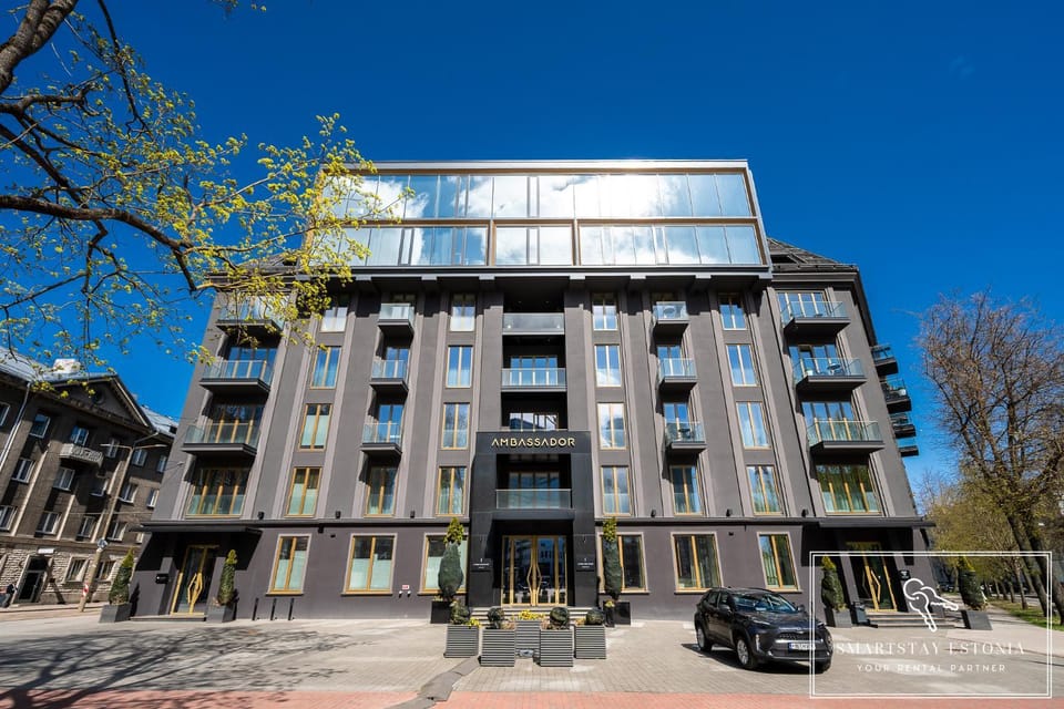 High-End 2BR, Ambassador building, Lift, Skyline view Apartment in Tallinn