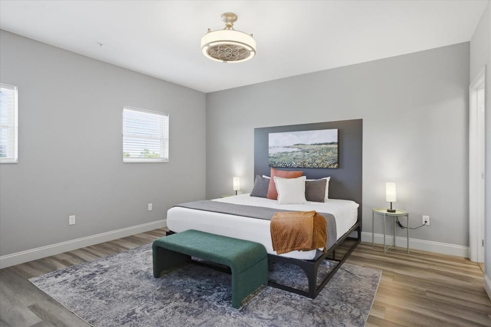 Serenity Ridge Clubhouse Unit 3- King BedFamily Apartment in Pigeon Forge