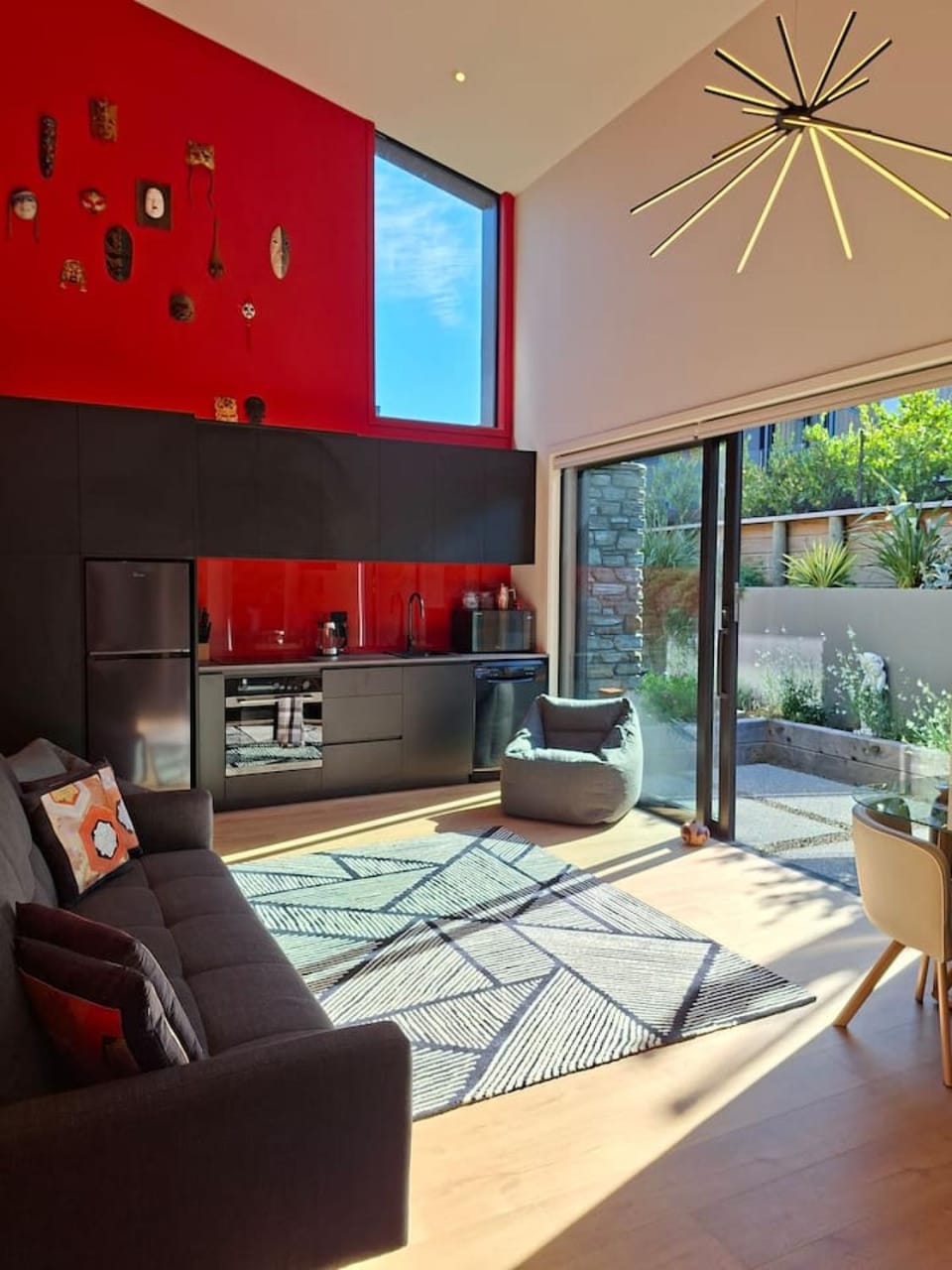 Kitchen or kitchenette, Living room