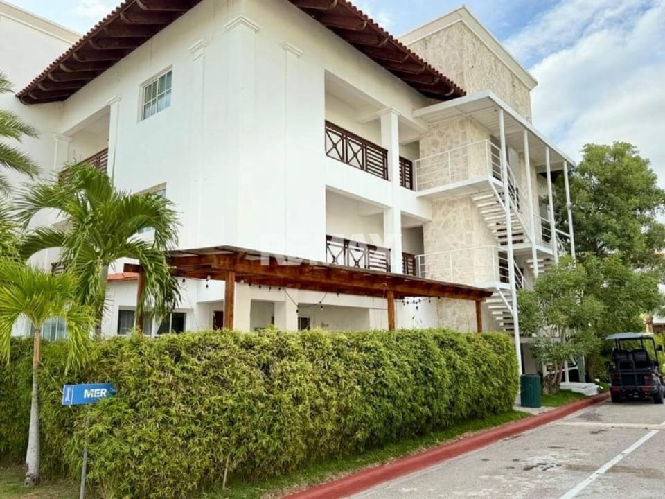Cap Cana Cozy 2BR, Pools, Beaches, Marina And Golf Apartment in Punta Cana