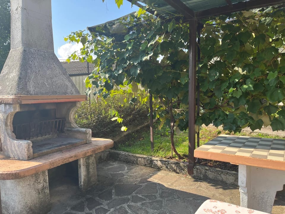 Al Canto Apartment in Province of Lecco
