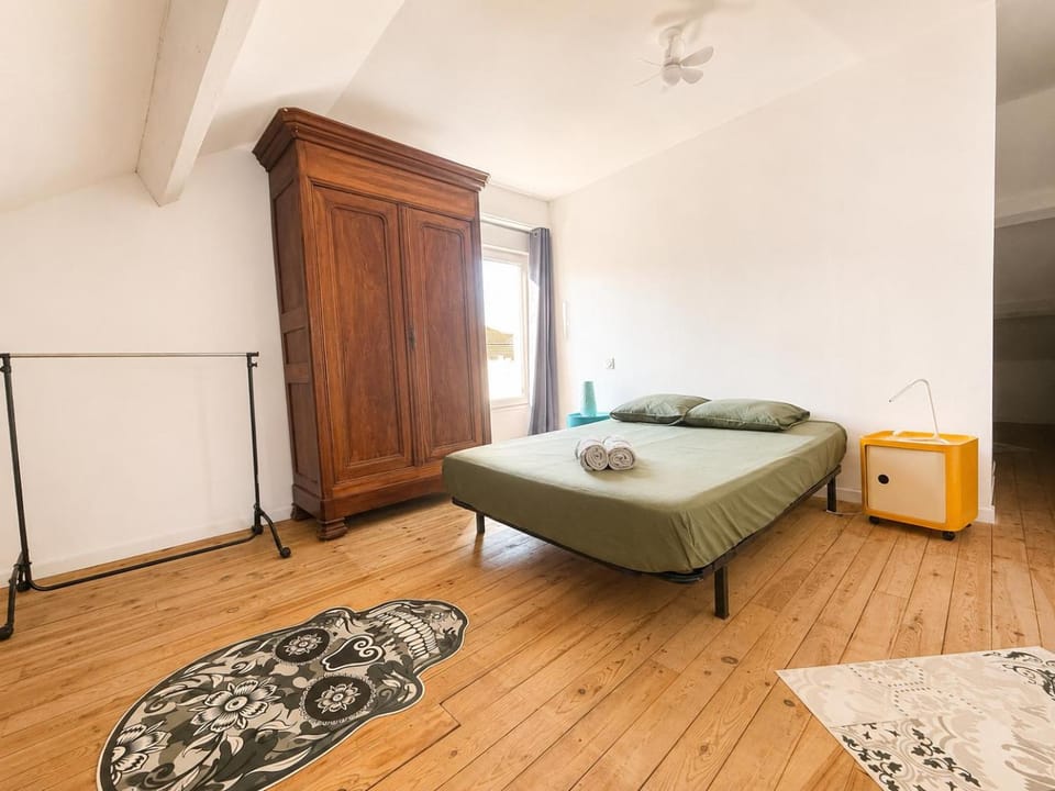 Duplex 1919 - Vintage et Moderne - 5 voyageurs - Stationnement Apartment in Valence