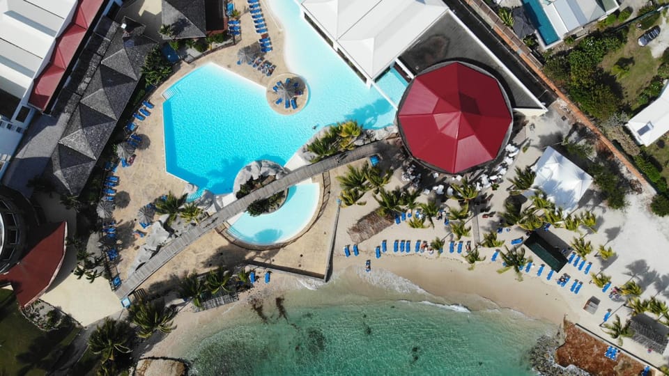 Bird's eye view, Pool view, Swimming pool, sunbed
