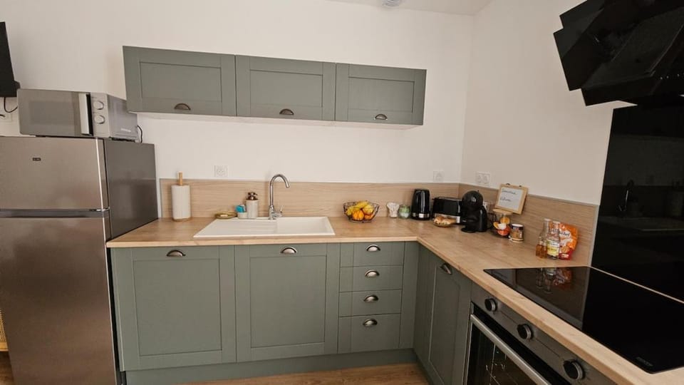 Le Clos Magnolia Apartment in Cognac