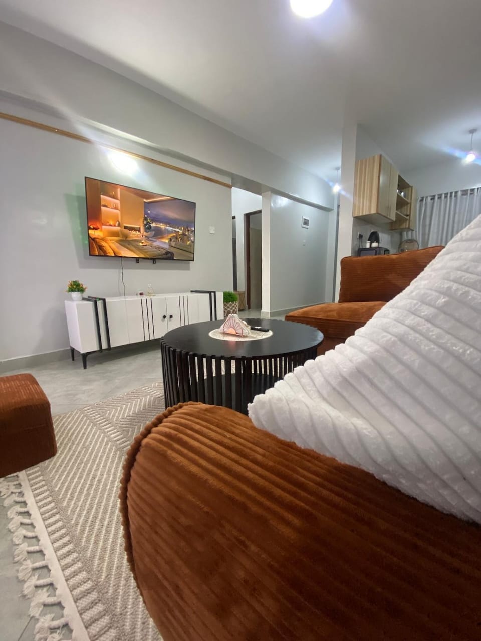 Terracotta Loft - Cozy gem - 1 bdrm Apartment in Kenya