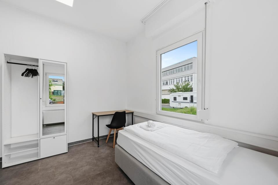 Bed, Bedroom, heating, wardrobe