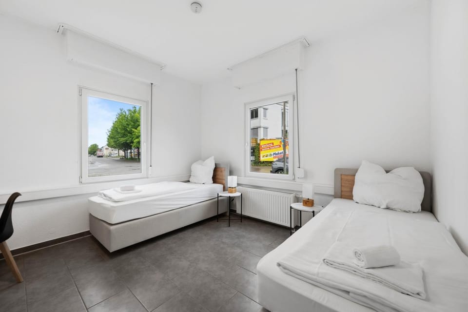 Bed, Bedroom, towels, wardrobe