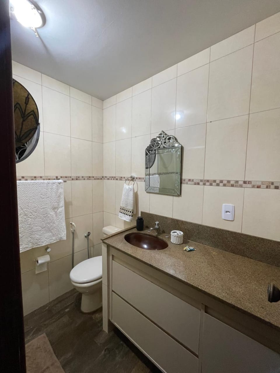 Bathroom, towels