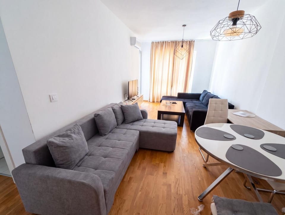 WOW Residence Comfort Stay Becici Apartment in Budva Municipality